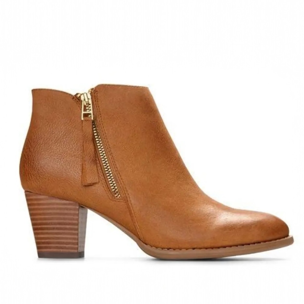 Vionic Sterling Caramel Ankle Bootie